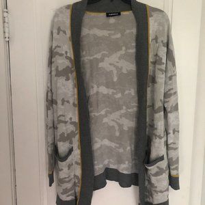 Express Camo Open Cardigan, Size Medium